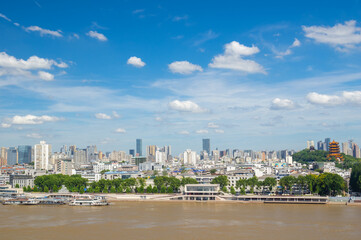 Obraz premium Summer city skyline scenery of Wuhan, Hubei, China