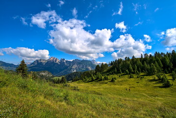 Fototapeta na wymiar Wide view of a valley in the Dolomites, Unesco World Heritage