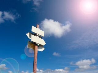 Blank arrow pointers on the pole.