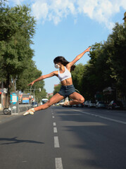 Ballerina in the street