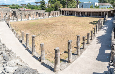 Quadriporch or Quadriportico dei Teatri or barrack of the gladiators (caserma dei gladiatori). Pompei or Pompeii ruins. Ancient Roman city in Pompei, Province of Naples, Campania, Italy