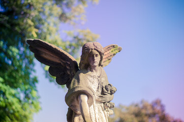 statue of stone angel
