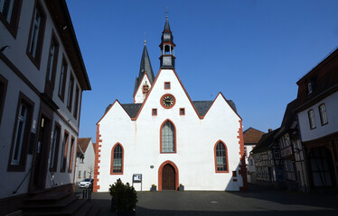 Fototapeta na wymiar Kirche in Babenhausen