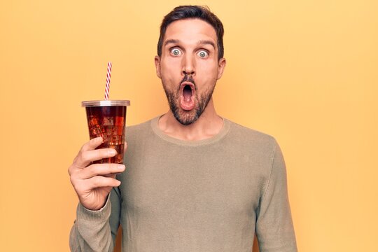 Man Drinking Cola Images – Browse 7,635 Stock Photos, Vectors, and Video |  Adobe Stock