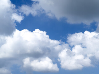 東京の夏空と雲