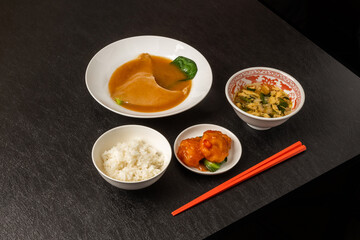 ふかひれの姿煮　luxury Chinese cuisine Shark fin simmered