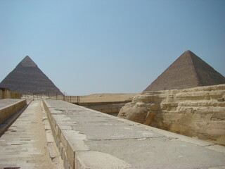 Fototapeta premium pyramids at Giza, Egypt, with Sphinx, Camels