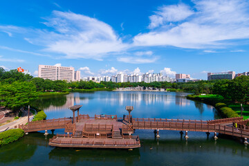 Overhead view of Ilsan Lake Park in Goyang, South Korea. 
