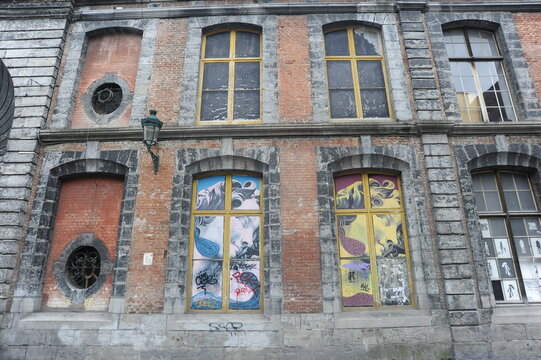 Tournai, B&eacute;lgica, ventanas