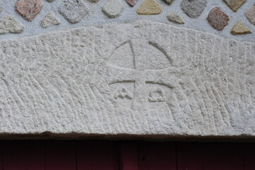 Grabado cristiano en iglesia de l sigo 11 en Francia