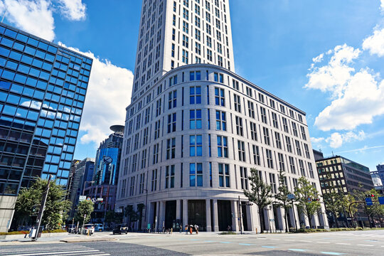 大阪 中央区本町3丁目交差点 セントレジスホテル大阪