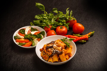 イタリアンパスタ　Italian pasta with simple tomato sauce