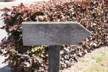 Wooden signpost to place text on