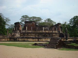 Sri Lanka anuradhapura ancient civilization stone artwork and structures