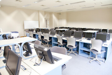 大学のコンピューター室