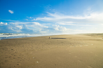 海と青空のイメージ