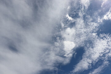 台風が近づいて来ている時の空