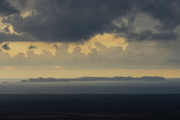 Fototapeta na wymiar Nubes de tormenta sobre la Isla de Cabrera,islas Baleares, Spain