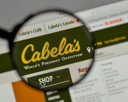 Milan, Italy - August 10, 2017: Cabela's logo on the website homepage.