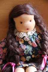 Alte Puppe nach Waldorfart