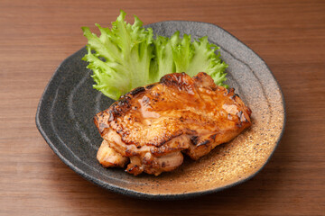 鳥もも肉の炙り焼き