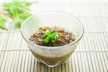 もずく酢　沖縄もずく