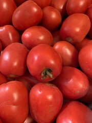 tomatoes on market