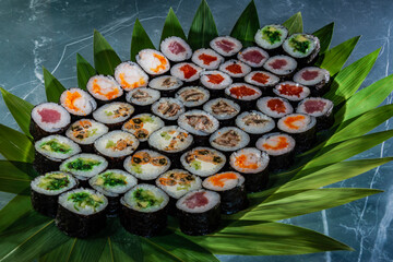 i love japanese sushi food, rolls