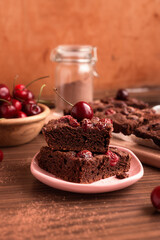 chocolate cake with raspberries