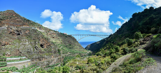 Panorámica del puente de los Tilos en el municipio San Andrés y Sauces, La Palma, Islas Canarias