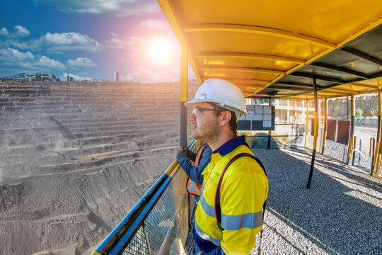 Diamond Mine Workers