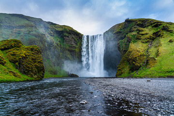 Fototapeta na wymiar Skógafoss waterfall in Iceland