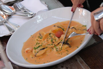 sopa tailandesa, comida sana, concepto de estilo de vida 