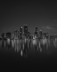 Fototapeta premium miami florida usa skyline at night reflections buildings 