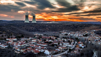 Atardecer en central nuclear de Trillo