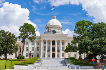 Alabama State Capitol building in Montgomery Alabama - obrazy, fototapety, plakaty