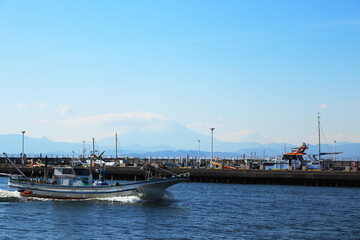 Fototapeta na wymiar 江ノ島から見える富士山【国内・江ノ島】