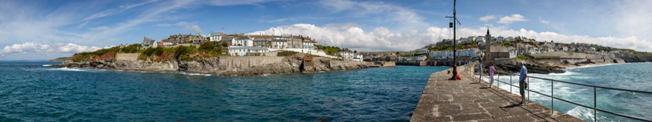 Fototapeta na wymiar Panoramic view of the harbour at Porthleven in Cornwall