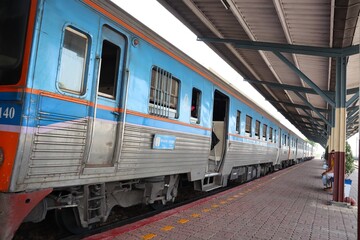 Fototapeta premium train on railway station