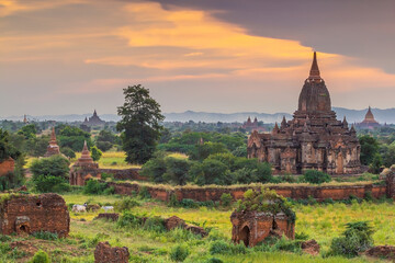Fototapeta na wymiar Bagan cityscape of Myanmar in asia