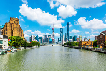 Obraz premium Beautiful city architecture scenery in Shanghai, China