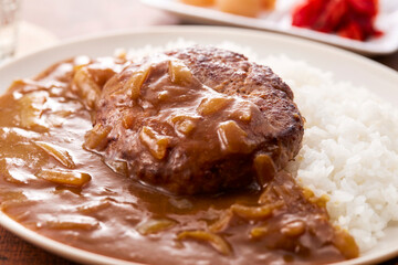 ハンバーグカレー