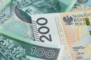 Zbliżenie na banknoty dwieście polskich złotych