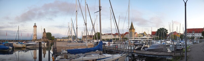 Panorama im Hafen von Lindau