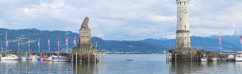 Naklejka premium Panorama Hafen Lindau