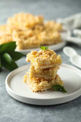 Homemade lemon bars with streusel