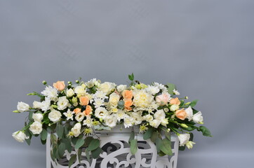 bridal bouquets of natural flowers