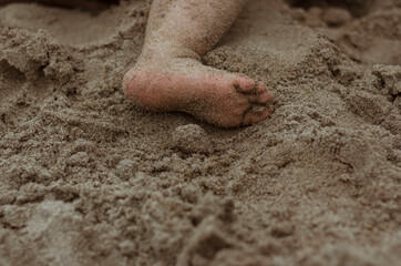 feet in sand