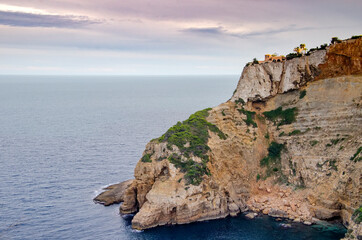 Luxury house in the top of the cliff