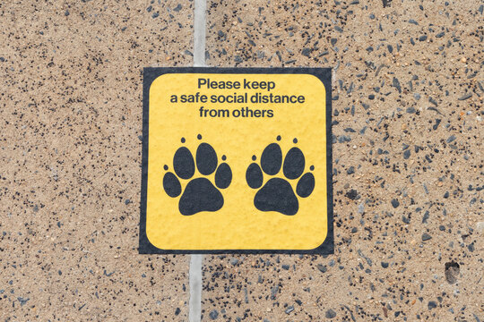 Social Distancing Marker On A New York City Subway Platform During The Covid 19 Outbreak On July 29, 2020 In Astoria Queens, New York